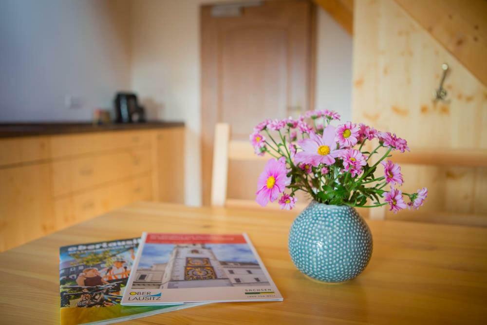 Pension Raupennest Mit Blockhaussauna เบาท์เซน ภายนอก รูปภาพ